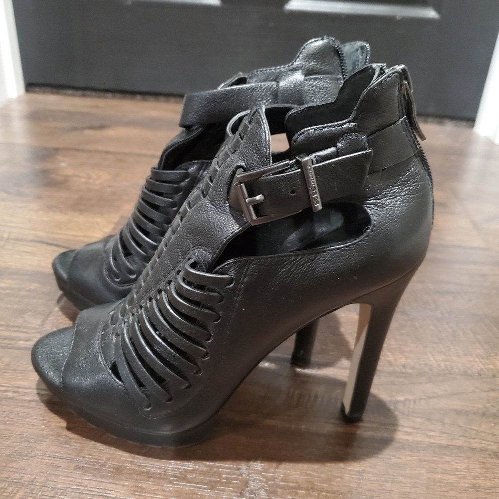 BCBGEneration BG Kaius Sandal